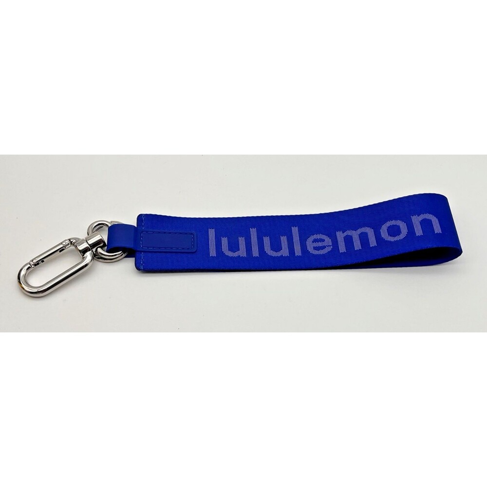 Lululemon Never Lost Keychain One Size Galactic Blue